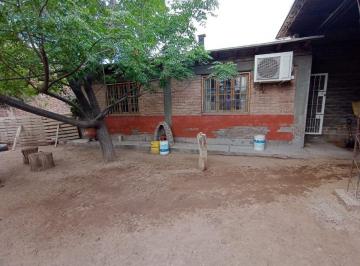 Casa de 7 ambientes, Las Heras · Vende Casa con Amplio Terreno