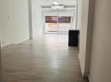 Departamento · 180m² · 4 Ambientes · Venta de Departamento de 4 Amb. en Ramos Mejia