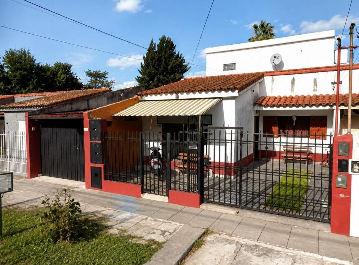 Casa · 118m² · 7 Ambientes · 1 Cochera