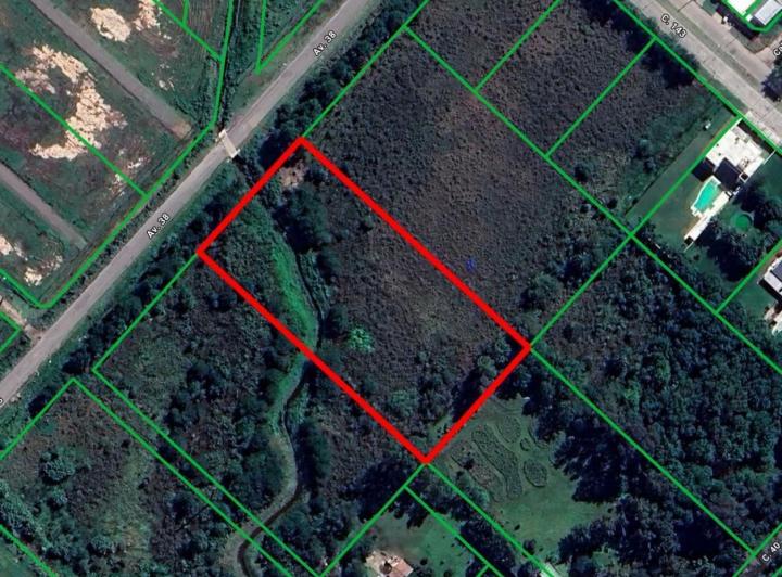 Terreno · 8320m²