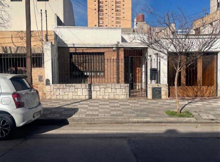 Casa · 155m² · 1 Ambiente · 1 Cochera