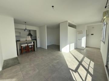 Departamento · 45m² · 1 Ambiente · 1 Cochera · Amplio Monoambiente en Alquiler con Cochera