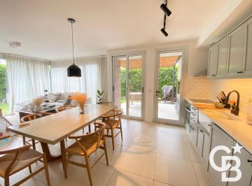 Departamento · 78m² · 3 Ambientes · 1 Cochera · Venta Departamento 3 Amb Pb C/jardín y Cochera - Vilahaus