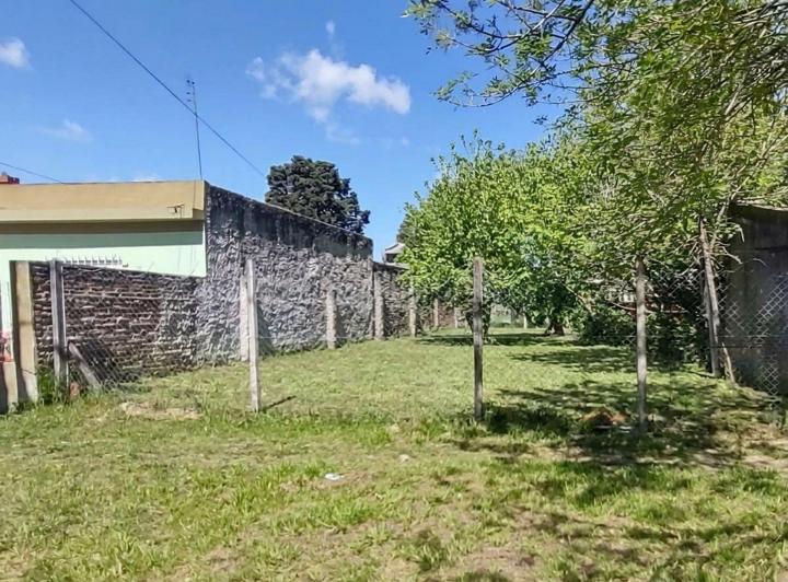 Terreno · 332m²