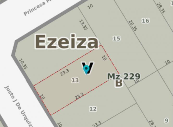 Terreno · 233m²