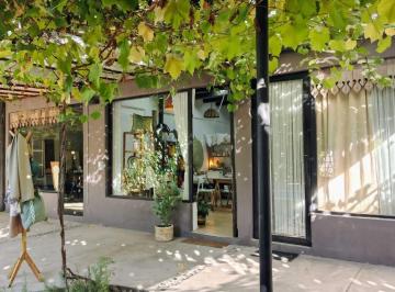 Local comercial de 1 ambiente, Russell · Se Alquila Local/oficina en Ozamis Sur N°2747 Russell Maipu