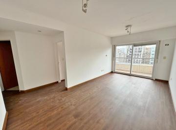 Departamento · 40m² · 2 Ambientes · 1 Cochera · Dos Ambientes Muy Luminoso • Cochera Opcional