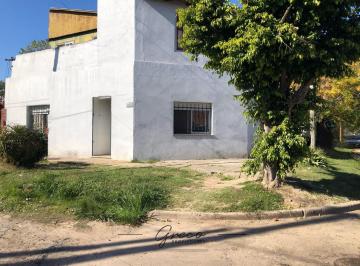 Casa · 150m² · 4 Ambientes · 2 Cocheras · Casa La Florida