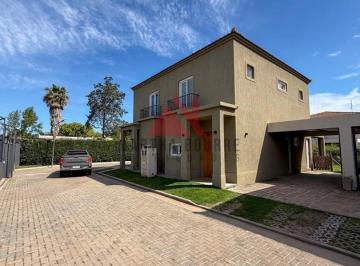 Casa · 82m² · 3 Ambientes · 2 Cocheras · Casa Dúplex en Alquiler en Saravi Village, Pilar, G. B. a. Zona Norte