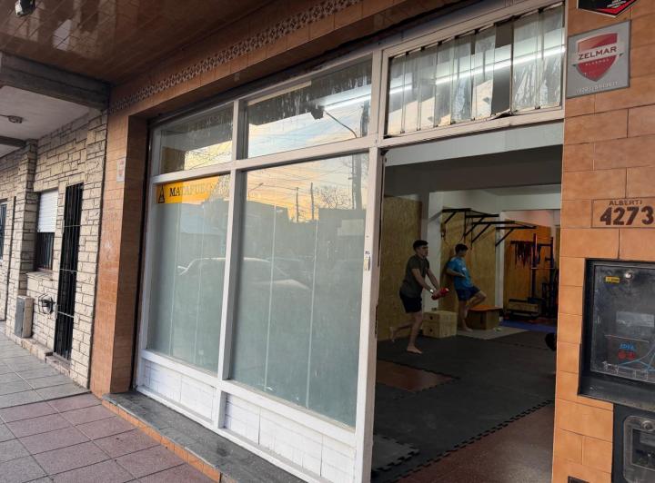 Local comercial · 67m²