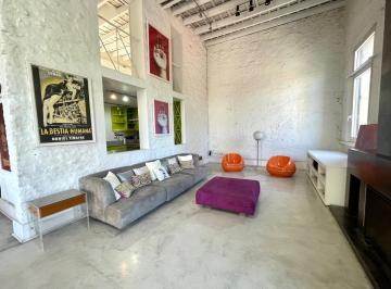 PH · 175m² · 4 Ambientes · PH con Gran Terraza Exclusiva en Edificio Emblematico