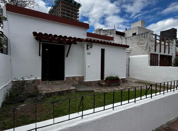 Casa · 146m² · 4 Ambientes · 1 Cochera