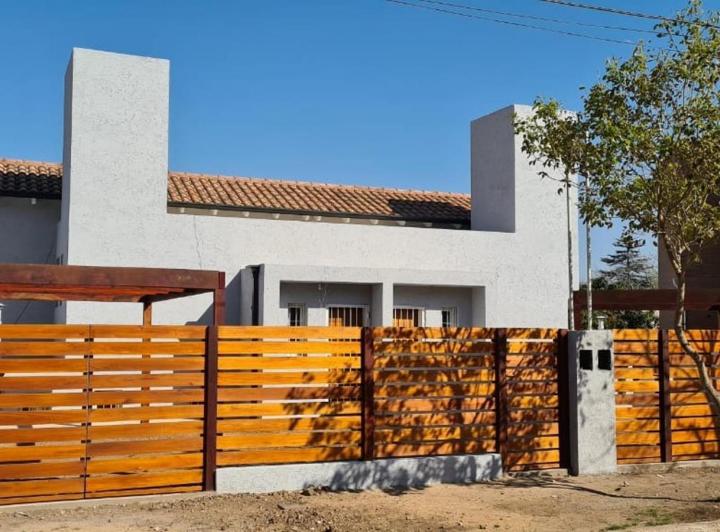 Casa · 97m² · 2 Dormitorios · 1 Cochera