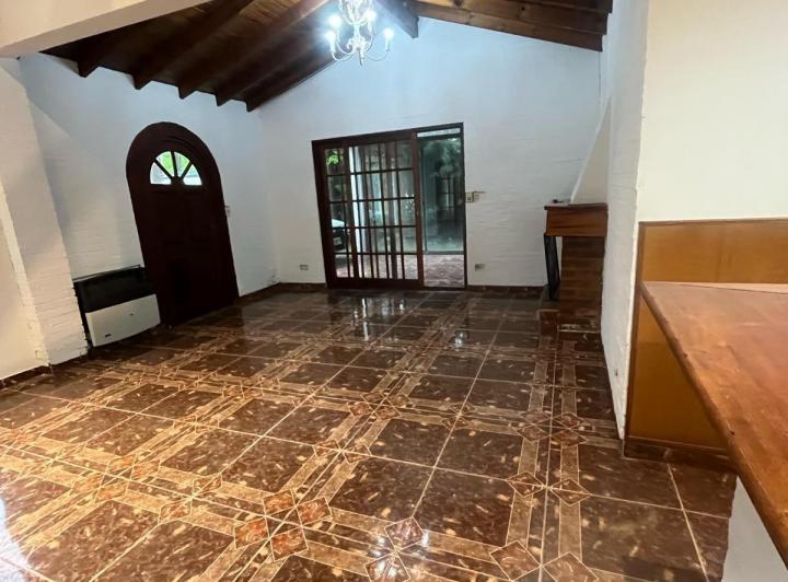 Casa · 64m² · 4 Ambientes · 2 Cocheras