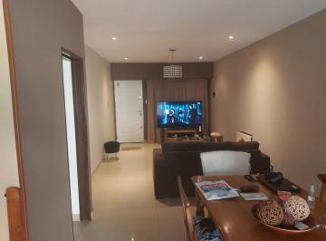 PH · 65m² · 3 Ambientes · 1 Cochera · Venta Duplex Tipo Casa en Bernal Oeste
