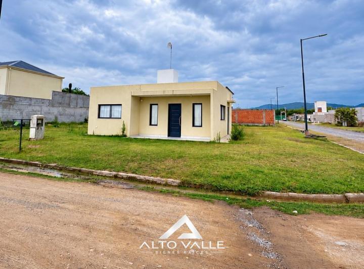 Casa · 60m² · 4 Ambientes