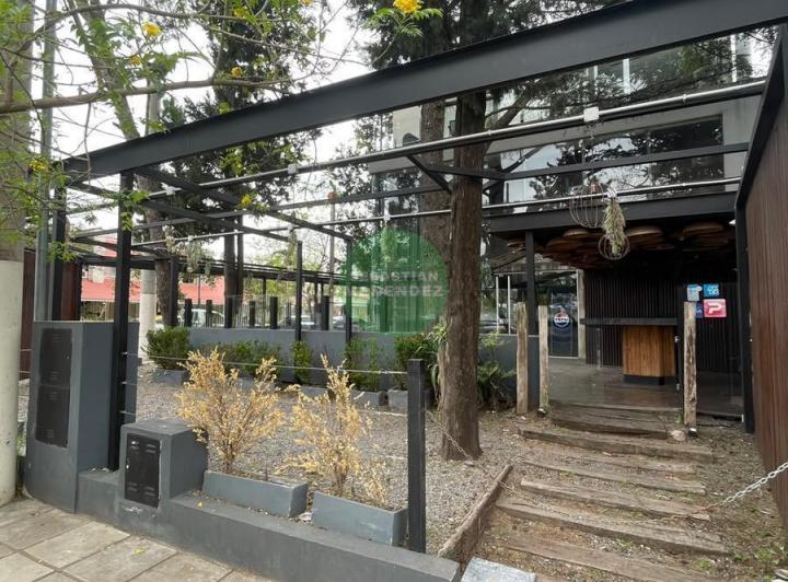 Local comercial · 290m² · 4 Ambientes