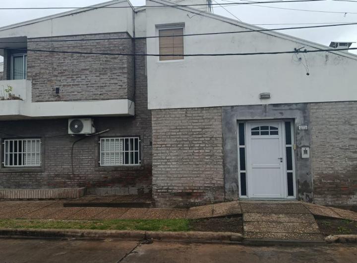PH · 94m² · 6 Ambientes · 1 Cochera