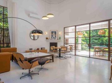 Casa · 247m² · 6 Ambientes · 2 Cocheras · Casa en Venta – Barrio Villa Bertha, Benavídez