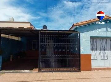 Casa · 150m² · 6 Ambientes · 1 Cochera · Venta Casa 3 Dorm Zona Norte Apta Credito