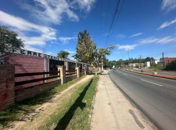 Local comercial · 198m² · 2 Cocheras · Venta Casa y Gran Lote Cosquin en Av C/ Local