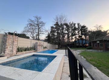 Casa · 300m² · 4 Ambientes · Casa Quinta en Venta Para Eventos
