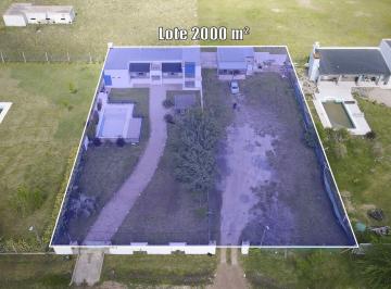 Quinta vacacional · 126m² · 1 Dormitorio · Venta Quinta con Salón de Eventos y Casa Olavarria