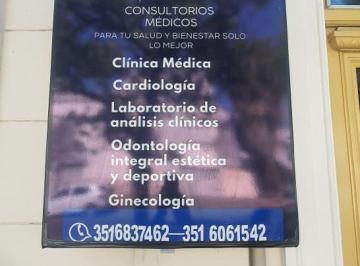 Consultorio de 3 ambientes, Córdoba · Alquiler Consultorio