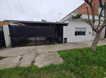 Casa · 119m² · 3 Ambientes · 1 Cochera · Casa en Venta en G. de Laferrere