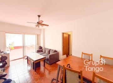 PH · 45m² · 2 Ambientes · 1 Cochera · Venta PH Dos Ambientes Almagro Patio Parrilla Cochera Apto Crédito