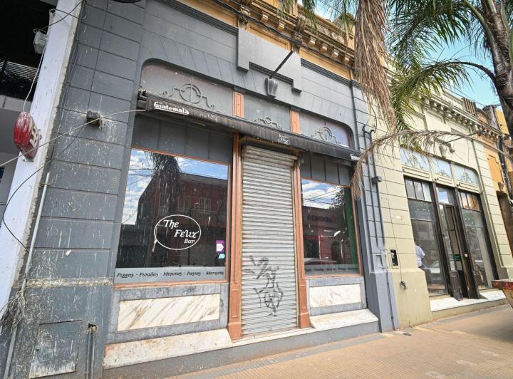 Local comercial · 466m²