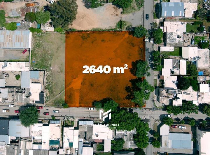 Terreno · 2640m²