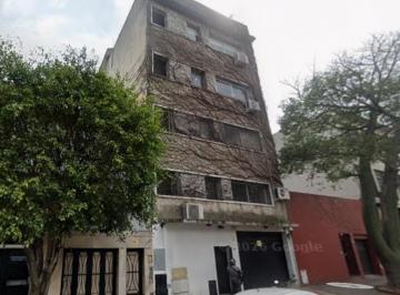 Edificio · 1700m² · 2 Cocheras · Gran Edificio Comercial en Paternal