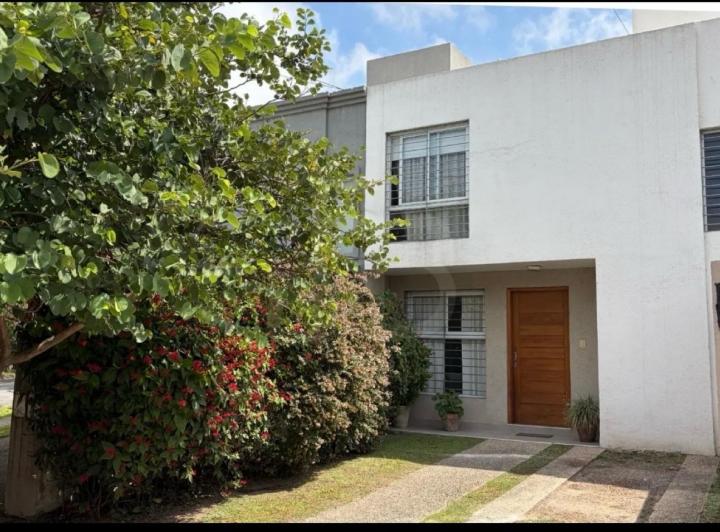 Casa · 187m² · 2 Ambientes