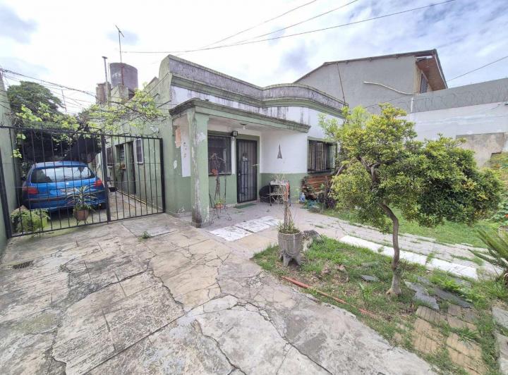 Casa · 124m² · 5 Ambientes · 2 Cocheras