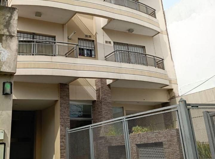 Departamento · 78m² · 4 Ambientes · 1 Cochera