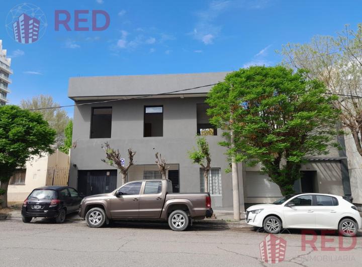 PH · 200m² · 2 Ambientes · 1 Cochera
