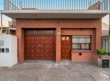 PH de 5 ambientes, Mar del Plata · Venta - 2 PH en Block Al Frente - Barrio Constitución - Entrada Para Auto - Parque - Excelente