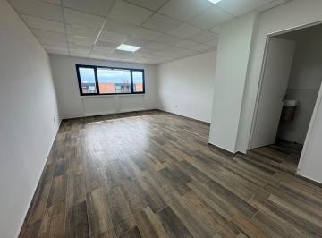 Oficina comercial · 35m² · 1 Cochera · Alquiler Oficina en Docta Urbanización Be 16
