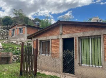 Casa · 72m² · 6 Ambientes · Se Venden 2 Cabanas en El Volcan