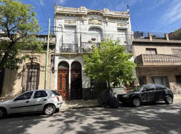 PH · 105m² · 5 Ambientes · Venta PH 5 Amb en Constitucion con Patio