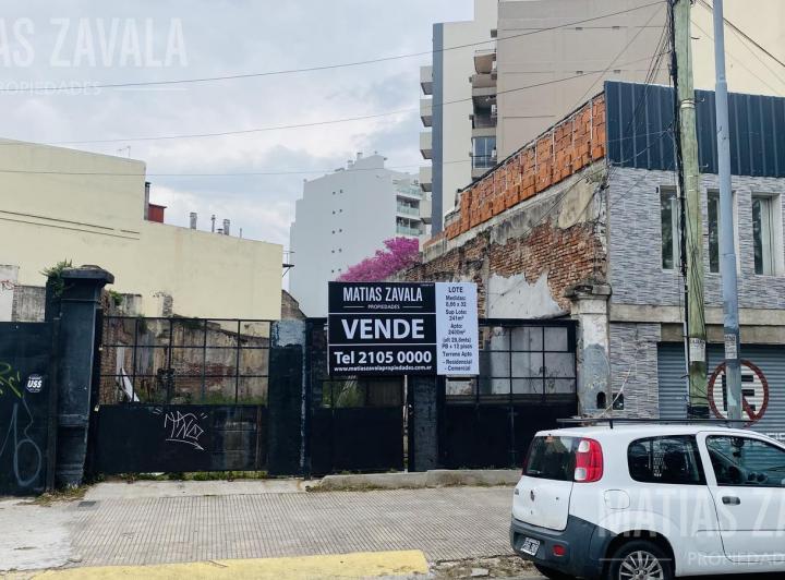 Terreno · 241m²