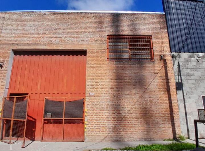 Bodega-Galpón · 450m²