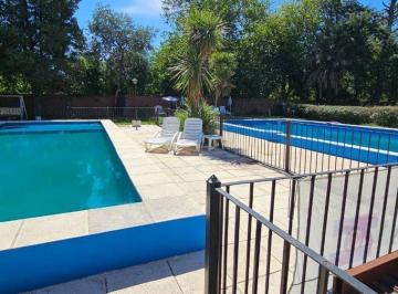 Quinta vacacional · 247m² · 9 Dormitorios · Quinta Club 2 Ha Pileta Cancha 3 Viviendas