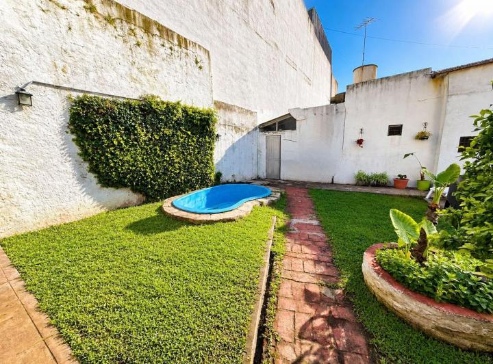 Casa · 204m² · 3 Ambientes · 1 Cochera