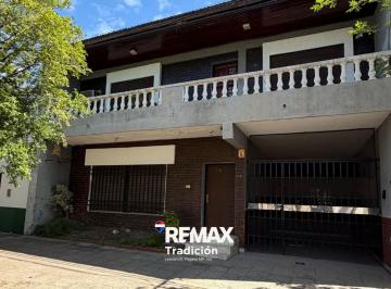 Casa · 155m² · 6 Ambientes · Casa en Venta Excelente Ubicacion