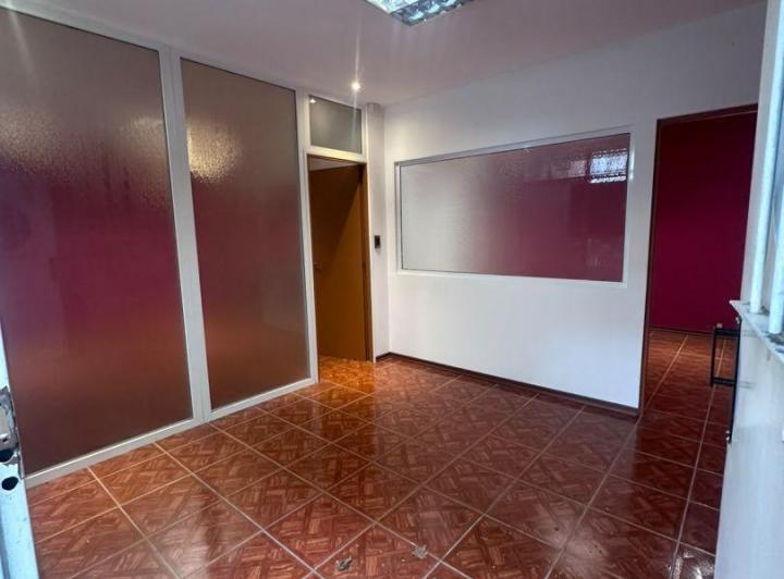 Oficina comercial · 58m²