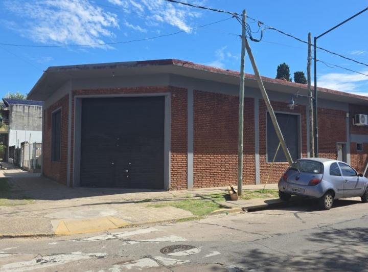 Bodega-Galpón · 254m²