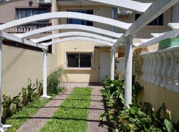Casa · 110m² · 3 Ambientes · 2 Cocheras · Dúplex de 2 Dormit - Jardín y Cochera - Muñiz