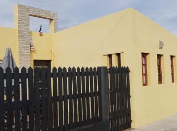 Casa en Alquiler de 3 ambientes  · Alquilo Casa